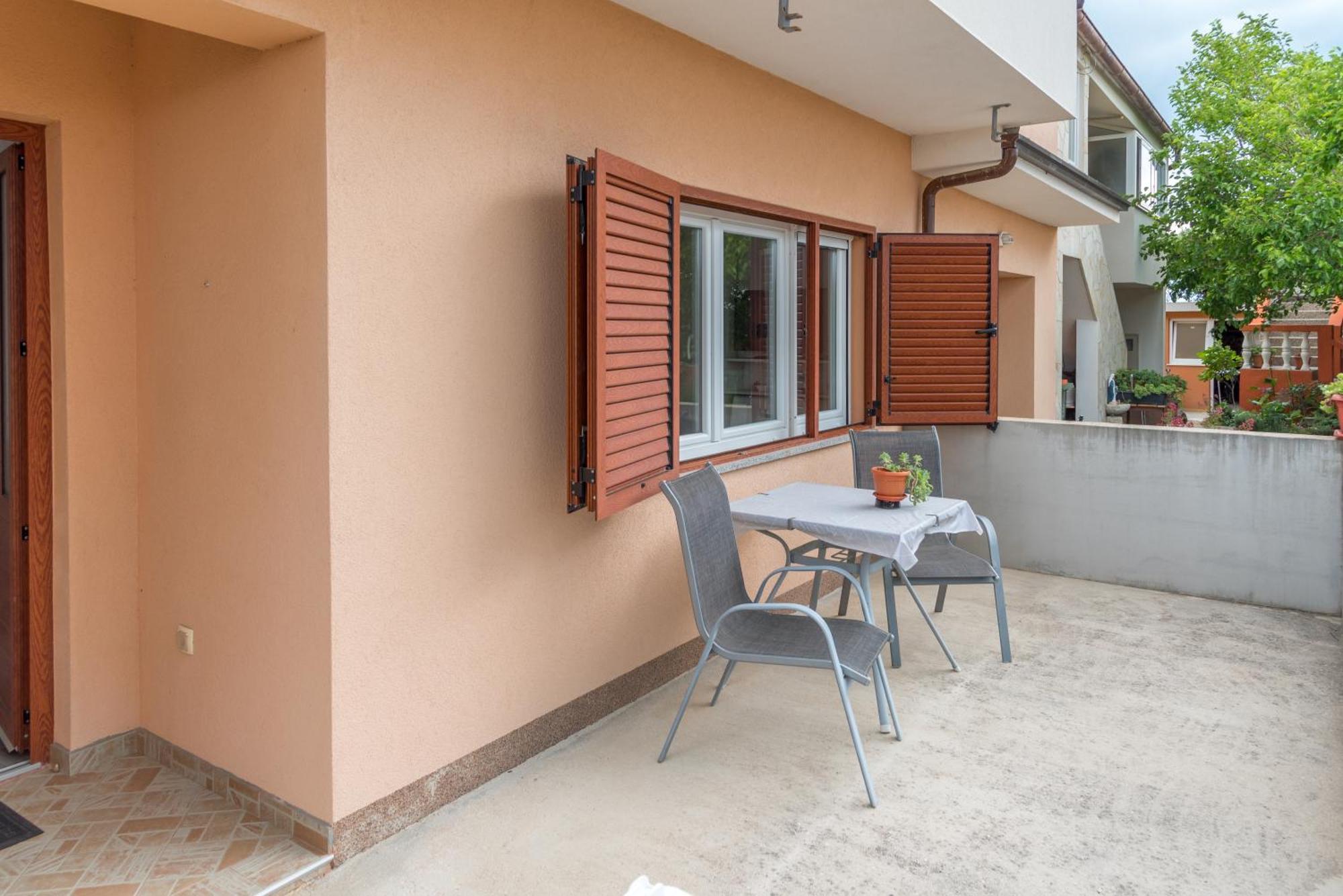 Studio Apartment Nin Kültér fotó
